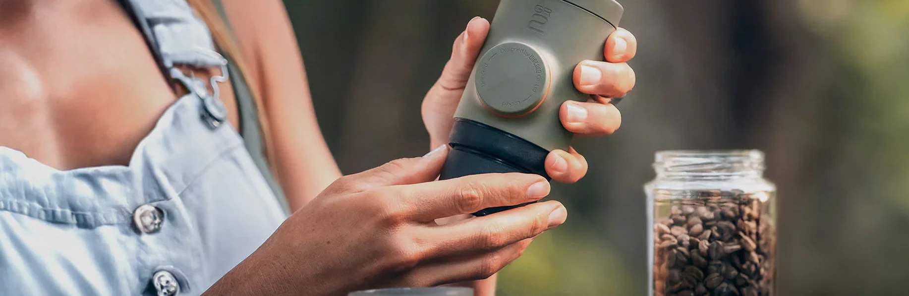 Wacaco Minipresso GR2 nešiojamas espresso aparatas maltai kavai, alyvuogių spalvos aprašymas - Prekės nuotrauka