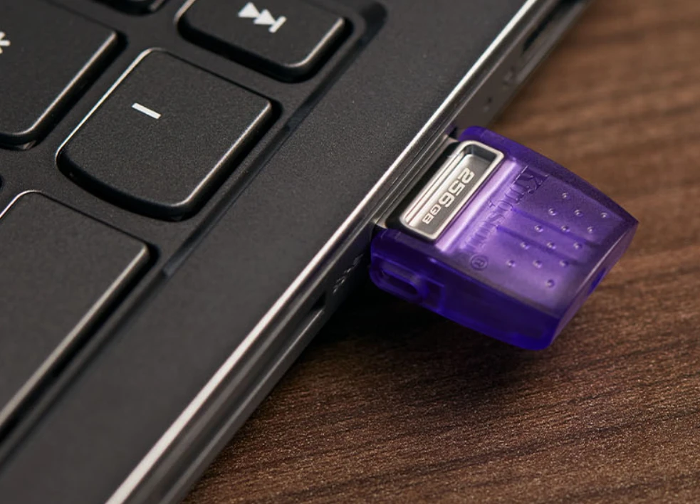 USB laikmena Kingston DataTraveler microDuo 3C, 256 GB, USB Type-A / USB Type-C aprašymas - Prekės nuotrauka