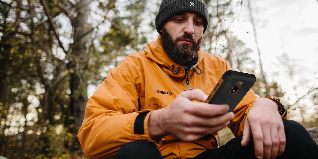 Išmanusis telefonas MyPhone Hammer Iron Va, 4G, 6/64GB, oranžinis aprašymas - Prekės nuotrauka