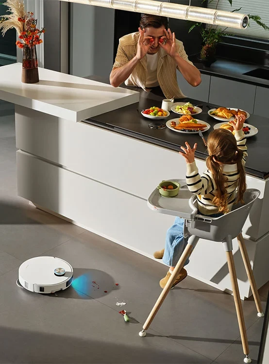 Dulkių siurblys-robotas Dreame X60 Ultra Complete, baltos spalvos aprašymas - Prekės nuotrauka