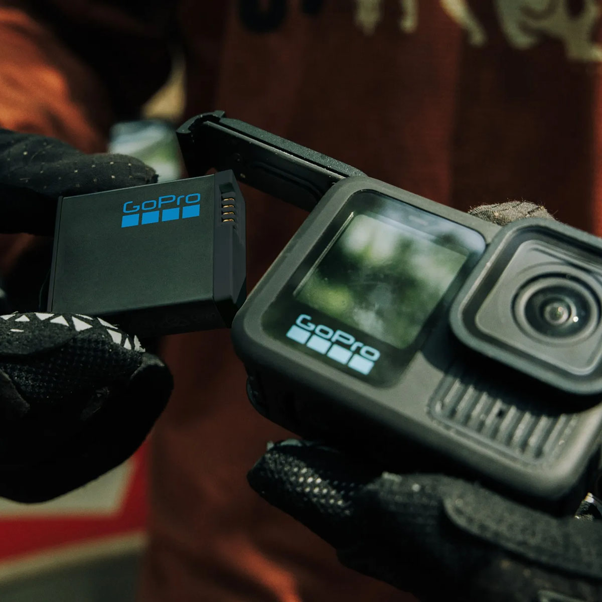 GoPro Hero 13 Black Accessory Bundle kamera su priedų rinkiniu aprašymas - Prekės nuotrauka