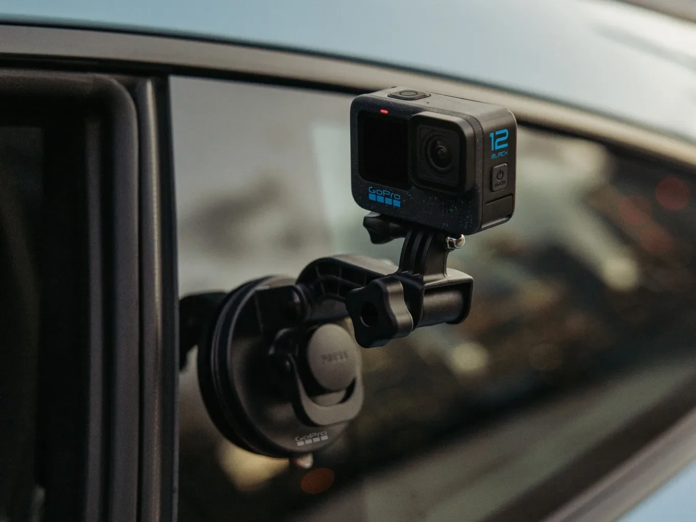 Prisisiurbiantis kameros laikiklis GoPro Suction Cup (AUCMT-302) aprašymas - Prekės nuotrauka