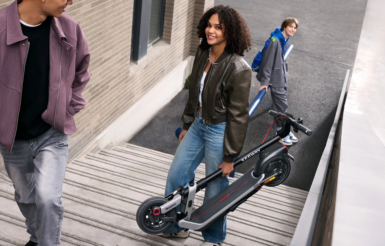 Elektrinis paspirtukas Segway eKickScooter Ninebot E3 E aprašymas - Prekės nuotrauka