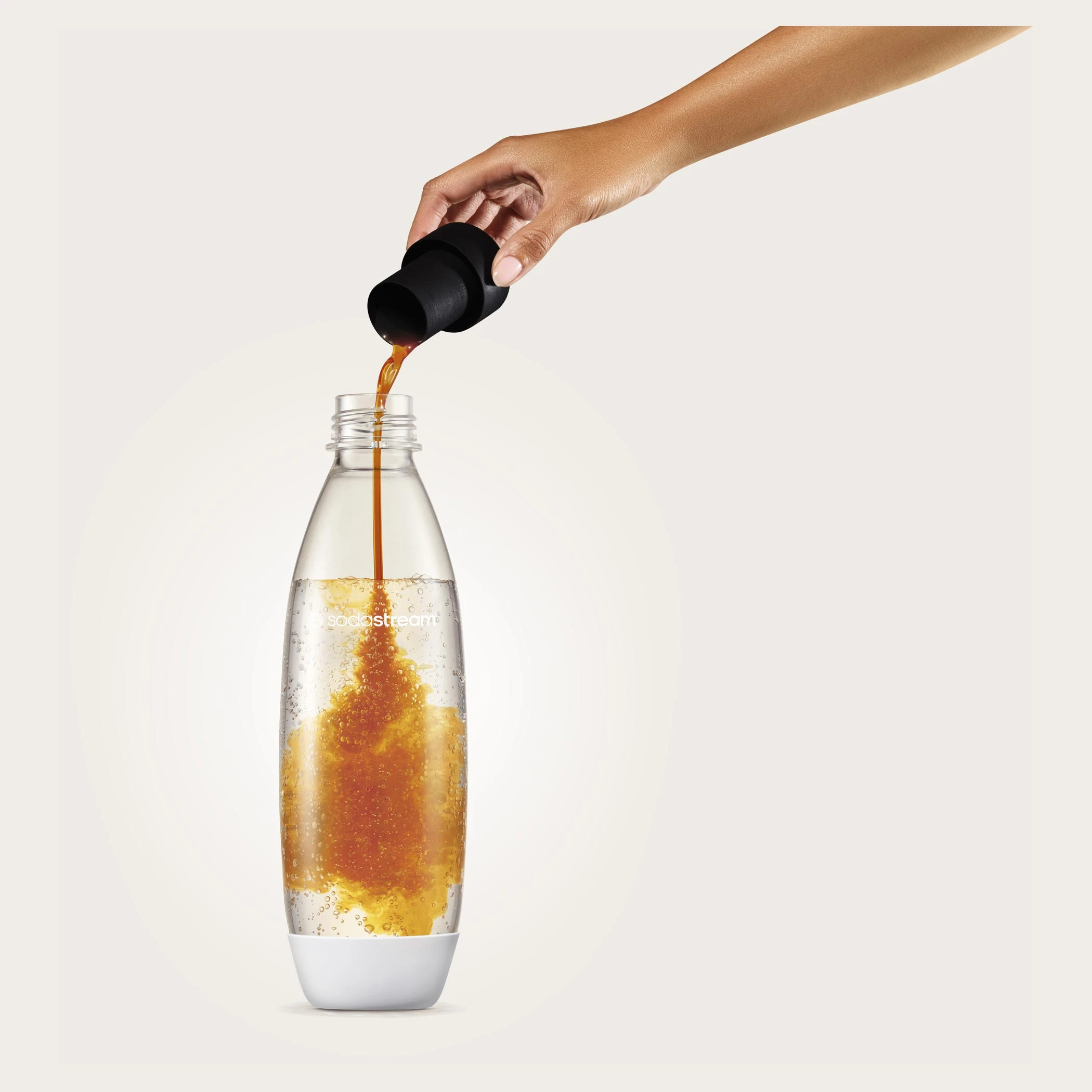 Persikų arbatos skonio sirupas SodaStream Classics, 440 ml aprašymas - Prekės nuotrauka