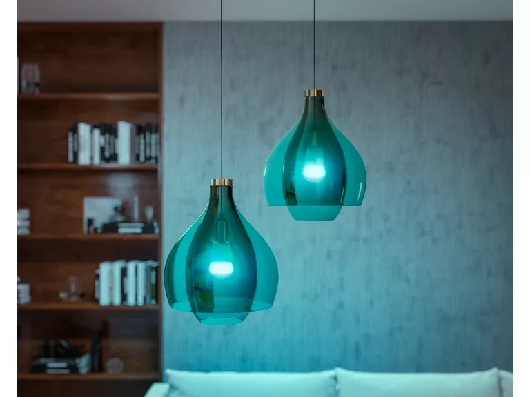 Philips Hue apšvietimo rinkinys: 3x E27 9W RGBW + jungiklis aprašymas - Prekės nuotrauka
