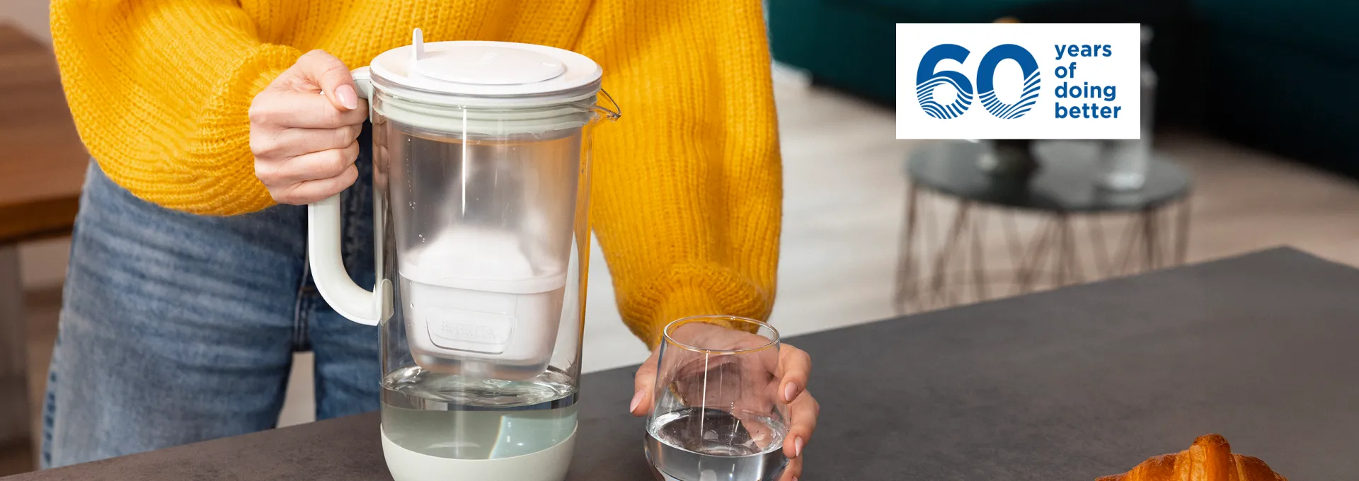 Vandens filtravimo ąsotis BRITA Glass Jug | 60-ojo jubiliejaus ribotas leidimas | Žalios spalvos | 2,5 l aprašymas - Prekės nuotrauka