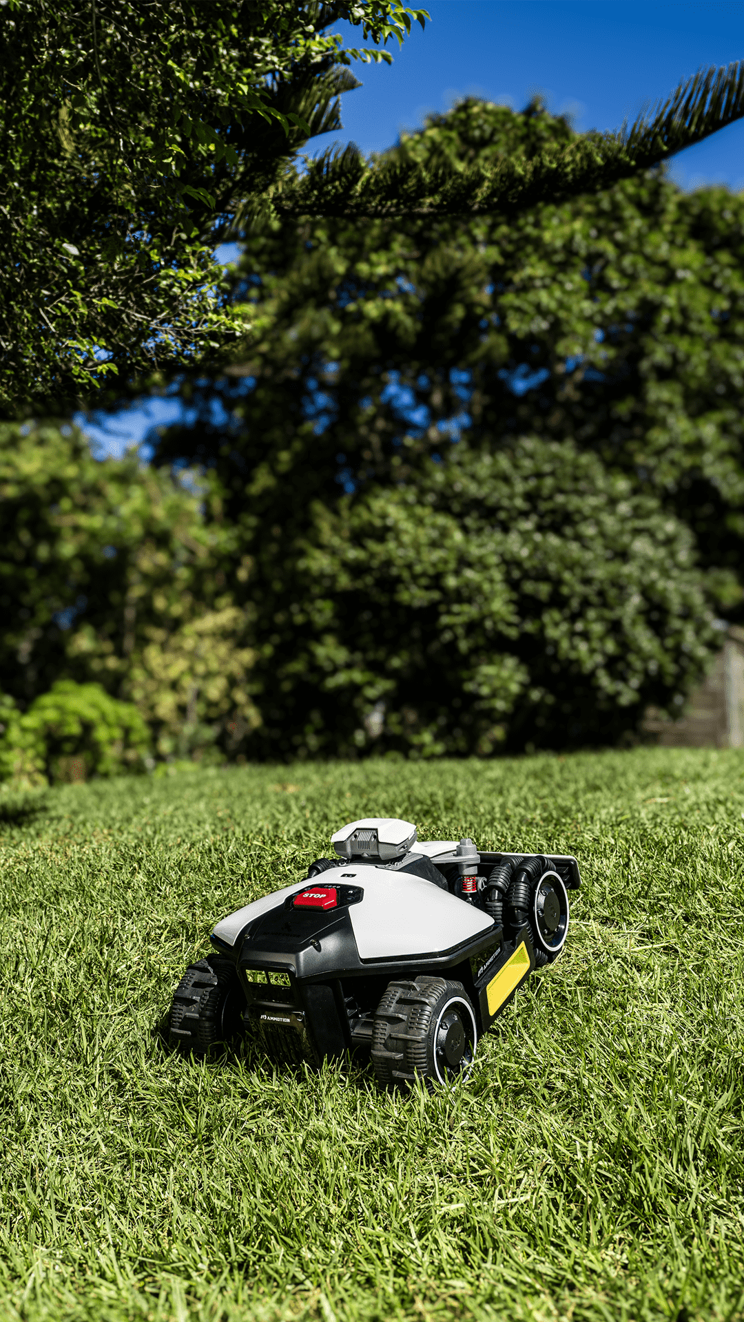 Vejos robotas Mammotion Luba Mini 1500 AWD vision & RTK, 1500㎡ aprašymas - Prekės nuotrauka