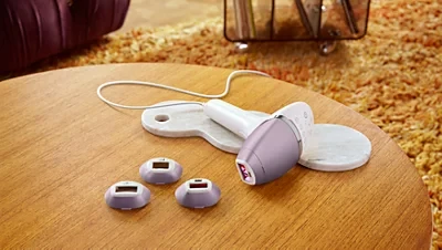 IPL plaukelių šalinimo prietaisas Philips Lumea IPL 8000 Series su „SenseIQ“ (BRI947/00) aprašymas - Prekės nuotrauka