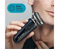 Barzdaskutė Braun Series 7 – 71-B1200s vyriškas skustuvas su „EasyClick“ priedu – šlapias ir sausas,