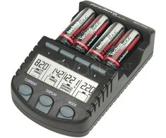 Technoline NiCd.NiMH AAA.AA akum.įkroviklis su LCD indikatoriumi BC-700