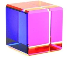 Stiklinis spalvotas kubas: geometrijai, šviesos laužimui, perspektyvai mokytis ir tyrinėti. 4cm
