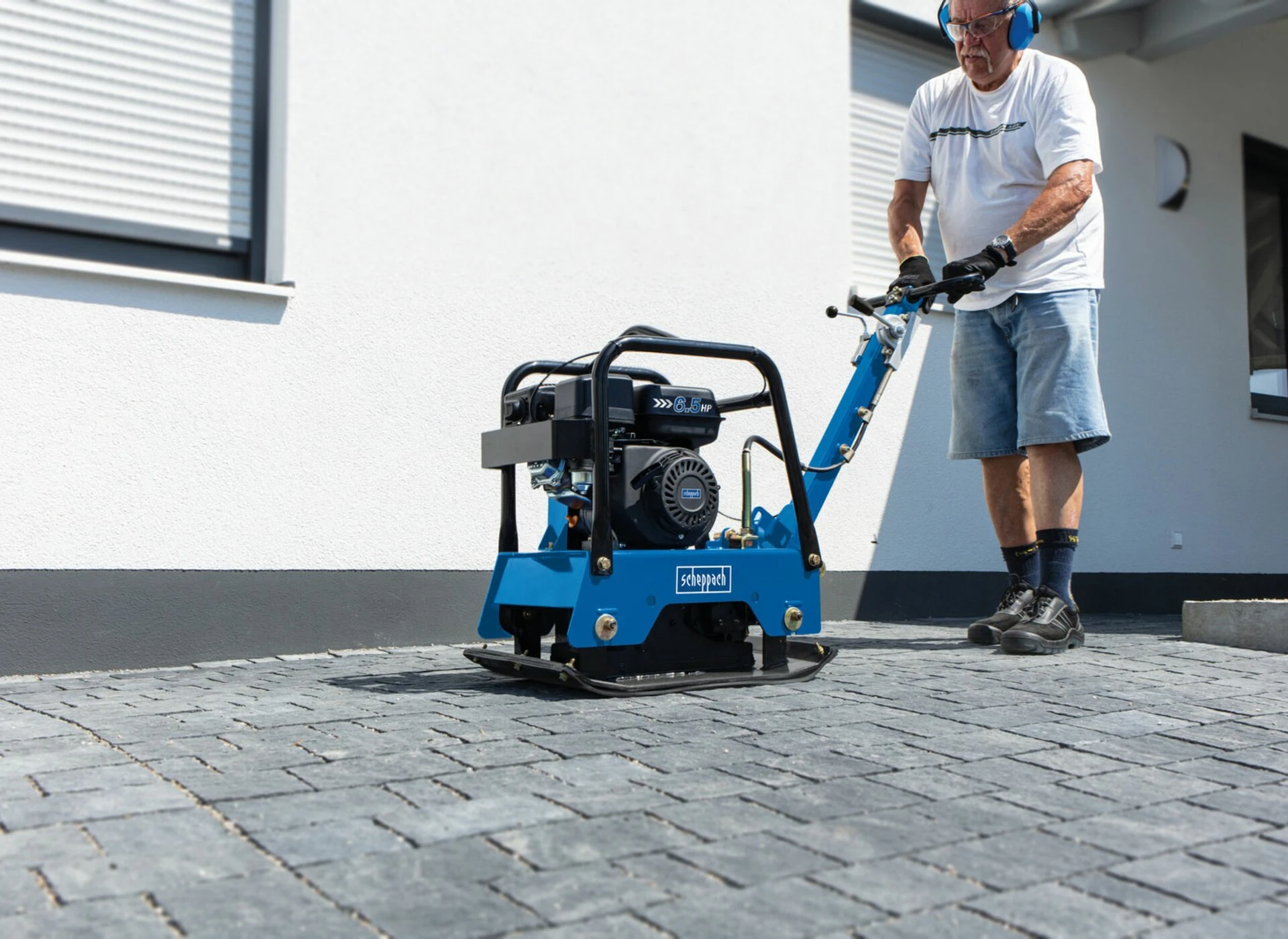 Scheppach Vibroplokštė HP2500S, 30KN, 125kg aprašymas - Prekės nuotrauka