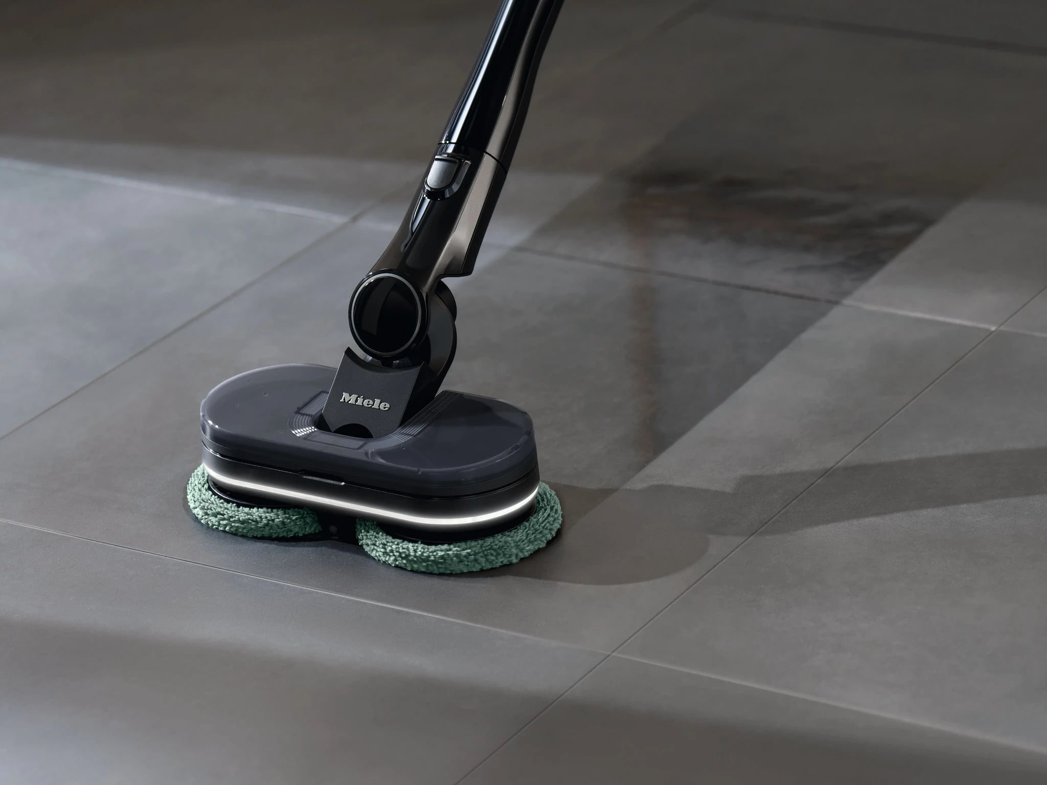 Dulkių siurblys Miele Triflex HX3 Aqua, juodos spalvos aprašymas - Prekės nuotrauka