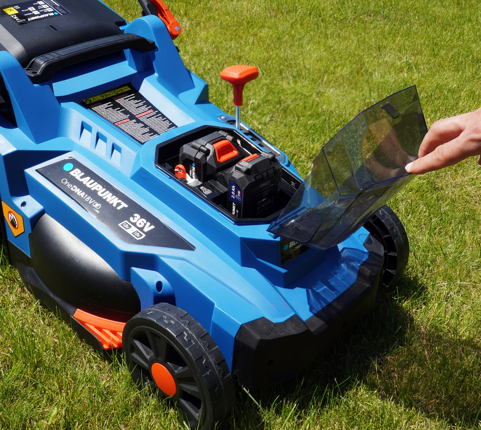 Blaupunkt akumuliatorinė vejapjovė CL7010, 2x18V, 43cm, be akumuliatorių ir kroviklio aprašymas - Prekės nuotrauka