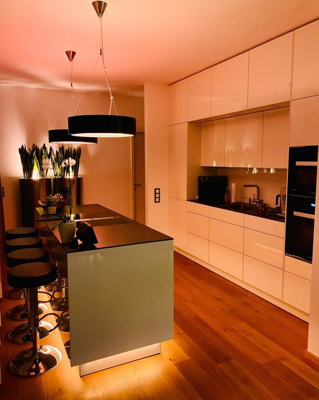 Philips Hue LED Juosta, 2m aprašymas - Prekės nuotrauka