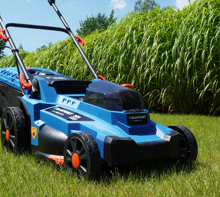 Blaupunkt akumuliatorinė vejapjovė CL7010, 2x18V, 43cm, be akumuliatorių ir kroviklio aprašymas - Prekės nuotrauka