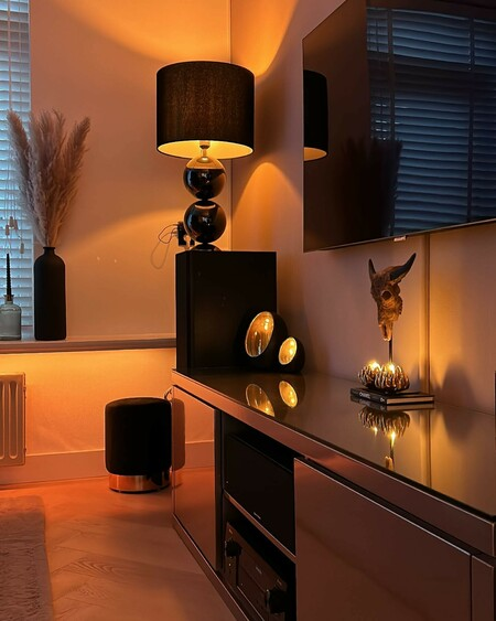 Philips Hue LED Juosta, 2m aprašymas - Prekės nuotrauka