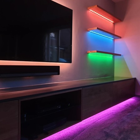 Philips Hue LED Juosta, 2m aprašymas - Prekės nuotrauka