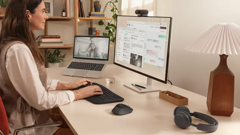 Belaidės klaviatūros ir pelės rinkinys Logitech Signature Comfort Plus Combo MK880, JAV (tarptautinis) išdėstymas, Bluetooth, baltos spalvos aprašymas - Prekės nuotrauka