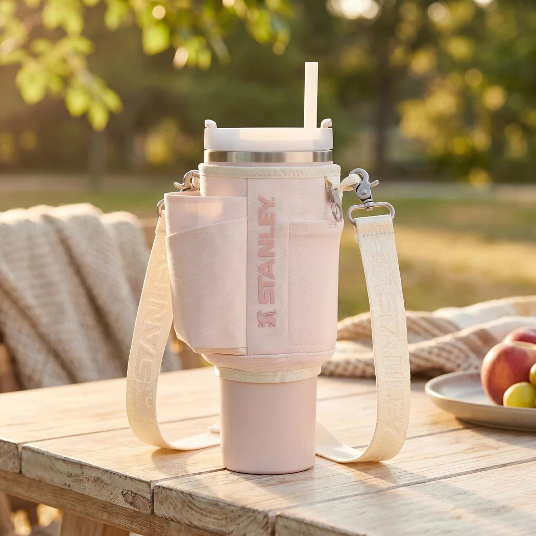 Gertuvės krepšys su kišenėmis Stanley All-Day Quencher Carry-All 1,18 L - rožinio kvarco spalvos aprašymas - Prekės nuotrauka