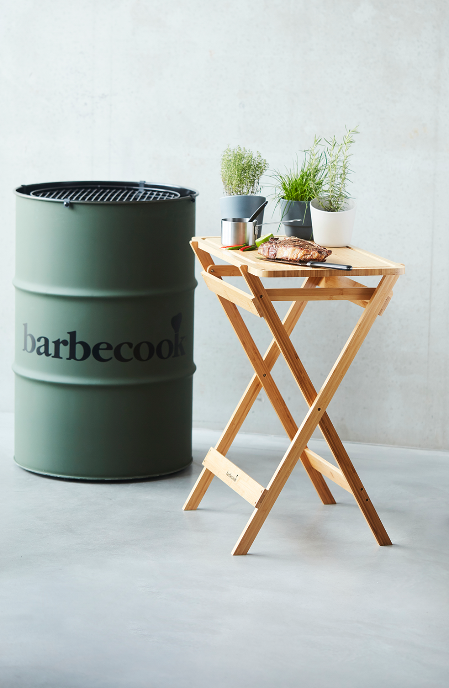 Barbecook sulankstomas bambukinis pjaustymo stalas, 70 x 43 x 81 cm aprašymas - Prekės nuotrauka