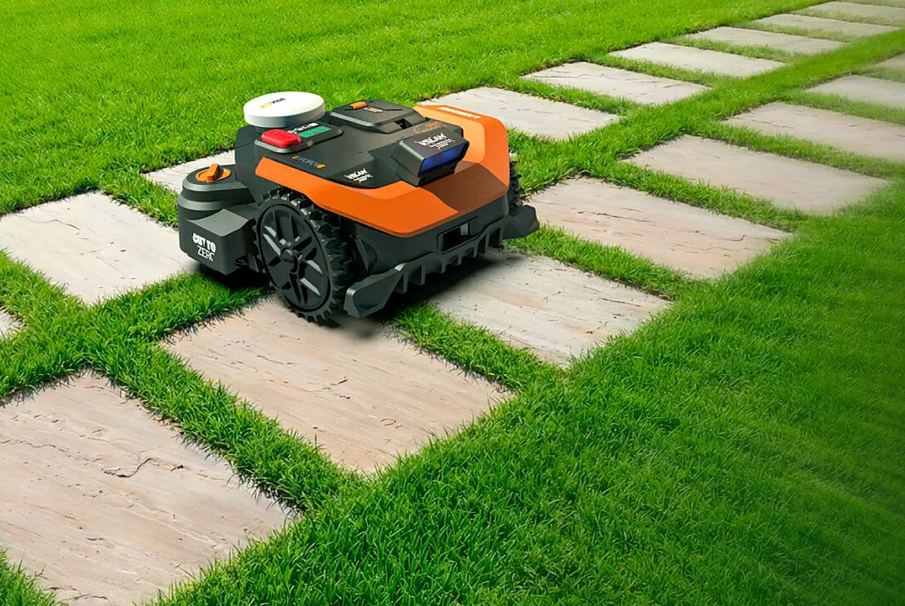 Vejos robotas Worx Vision Cloud WR305E, RTK navigacija, 2WD, be ribinio laido, iki 500 m², su akumuliatoriumi aprašymas - Prekės nuotrauka