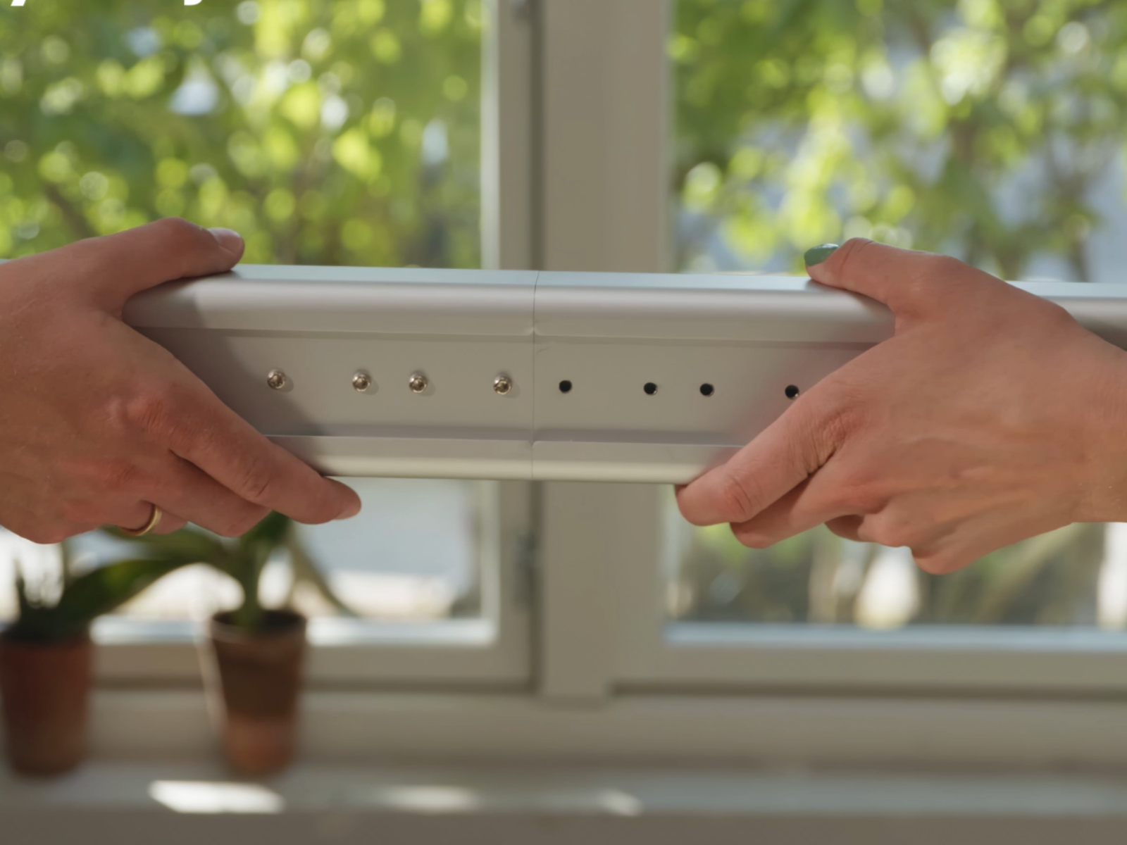 Išmanusis roletas SwitchBot Roller Shade, Baltas, M dydžio aprašymas - Prekės nuotrauka