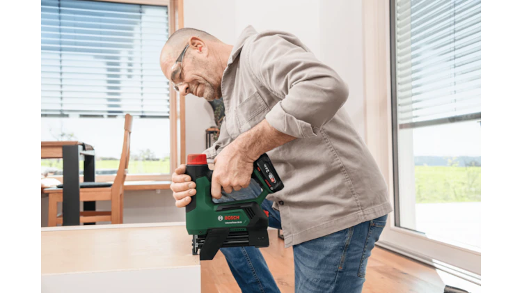 Akumuliatorinis kabių pistoletas Bosch AdvancedTacker 18V-25; 18 V (be akumuliatoriaus ir pakrovėjo) aprašymas - Prekės nuotrauka
