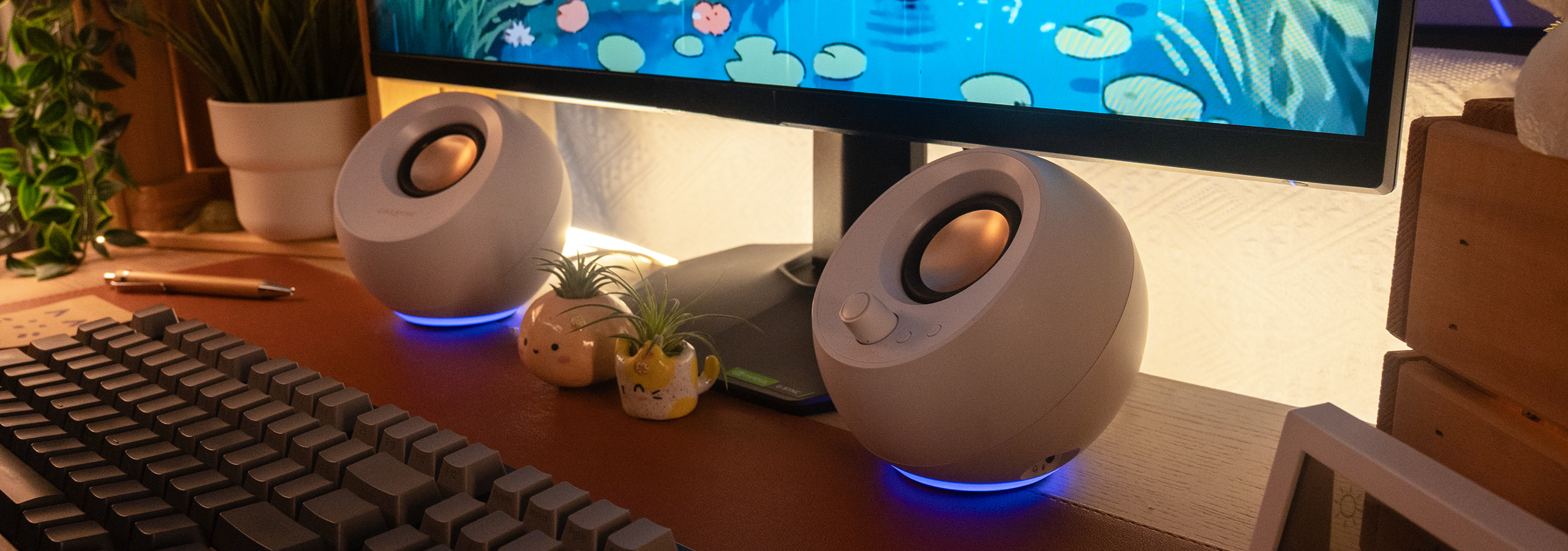 Kompiuterio kolonėlės Creative Pebble Pro, Juodos aprašymas - Prekės nuotrauka