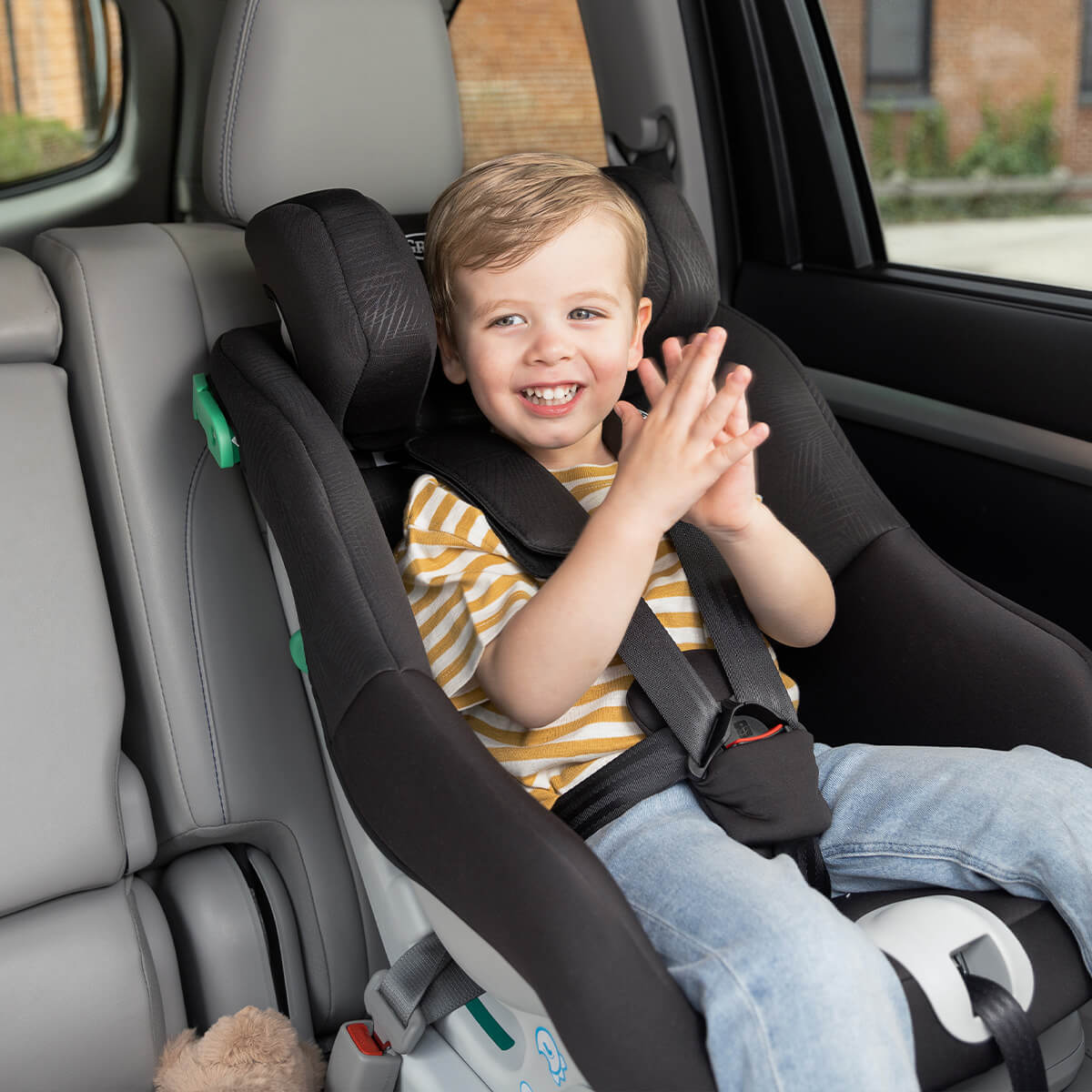 Automobilinė kėdutė  Graco Extend LX R129 i-Size, pilka aprašymas - Prekės nuotrauka