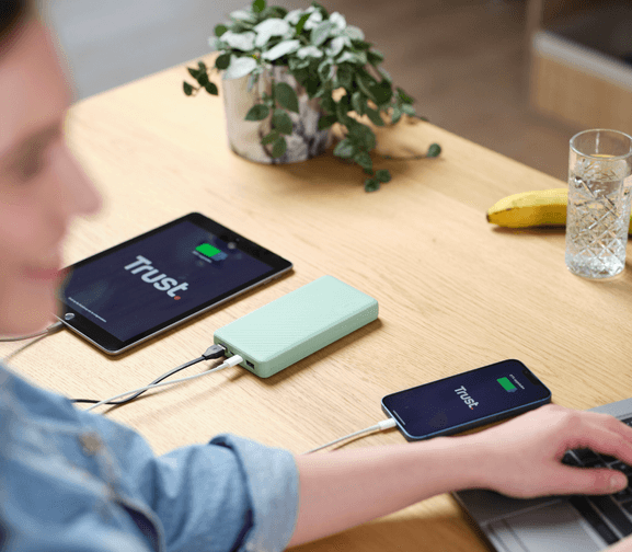 Išorinis akumuliatorius Trust Primo 20,000 mAh, juodas aprašymas - Prekės nuotrauka