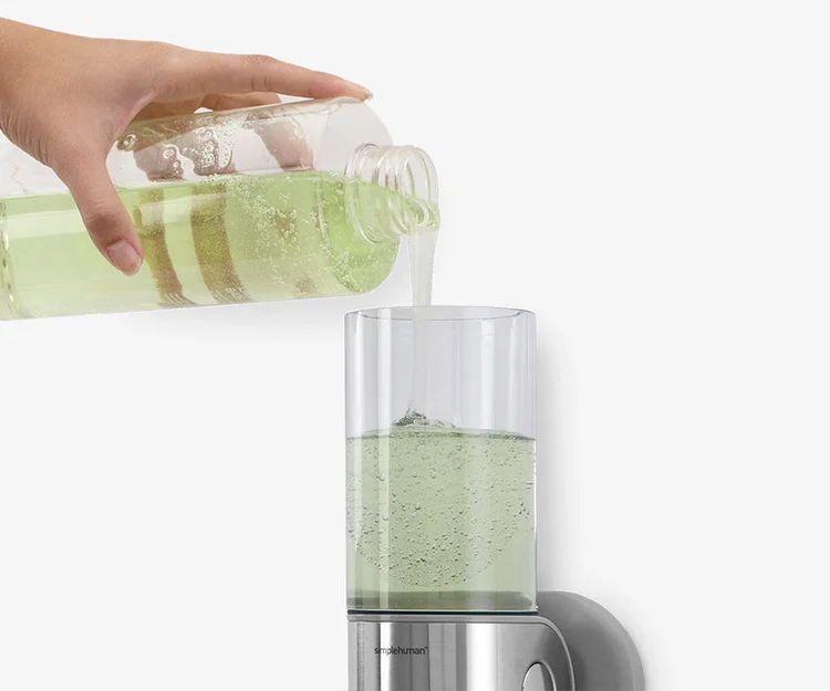 Dvigubas sieninis muilo dozatorius Simplehuman 444MI Twin (2x 444 ml) aprašymas - Prekės nuotrauka