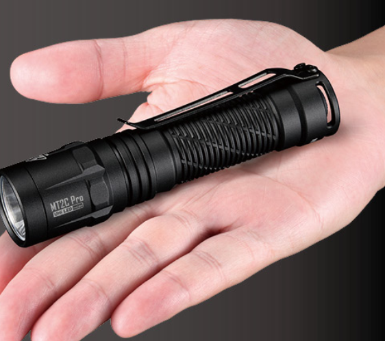 Nitecore MT2C Pro Taktinis žibintuvėlis, 1800 lm, iki 520 m, 3600 mAh, USB-C, IP68 aprašymas - Prekės nuotrauka