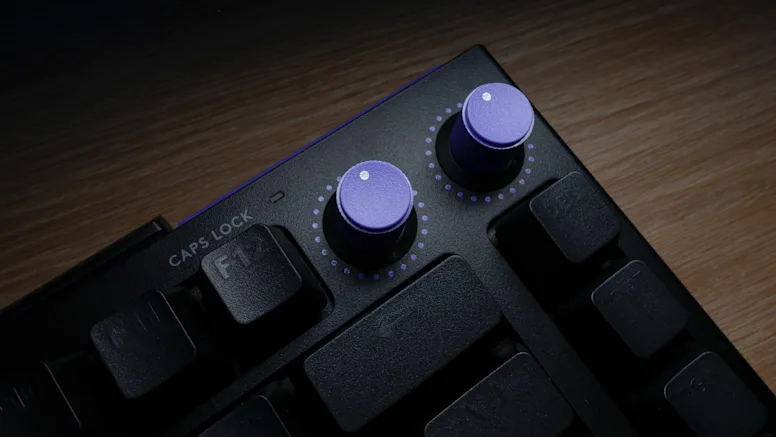 Mechaninė žaidimų klaviatūra Logitech G512 X 98, Tactile, US International, Balta aprašymas - Prekės nuotrauka