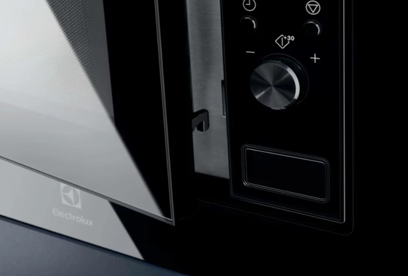 Mikrobangų krosnelė Electrolux LMS2173NB, 17 L, juodos spalvos aprašymas - Prekės nuotrauka