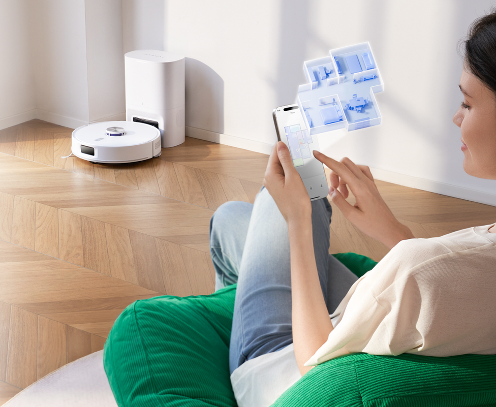 Dulkių siurblys-robotas „Narwal Freo S“ su automatinio dulkių ištuštinimo stotele, 8000 Pa, baltas aprašymas - Prekės nuotrauka