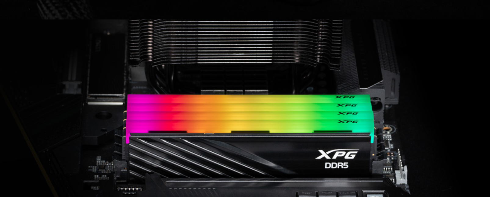 RAM ADATA XPG LANCER, 2 x 16 GB, Juodos spalvos, RGB (AX5U6000C4816G-DTLABRBK) aprašymas - Prekės nuotrauka