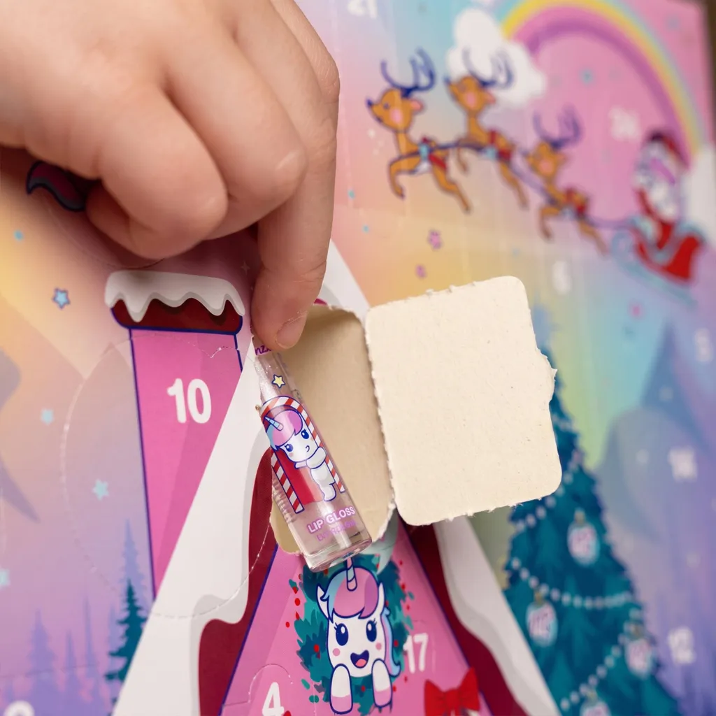 Martinelia Little Unicorn kosmetikos advento kalendorius vaikams, 24 dalių aprašymas - Prekės nuotrauka