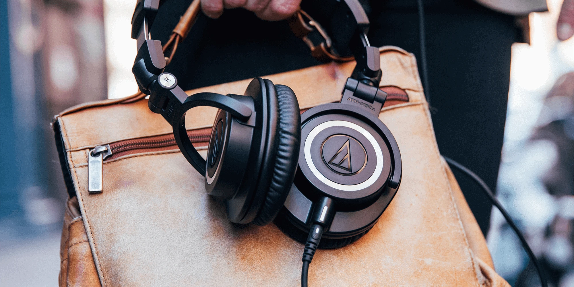 Audio-Technica ATH-M50X profesionalios monitorinės ausinės, Baltos spalvos aprašymas - Prekės nuotrauka