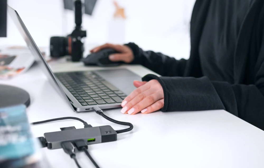 Lenovo Žalias Cell Žalias CELL HUB USB-C GC Connect 3xUSB 3.1 HDMI 4K 60Hz PD 85W aprašymas - Prekės nuotrauka