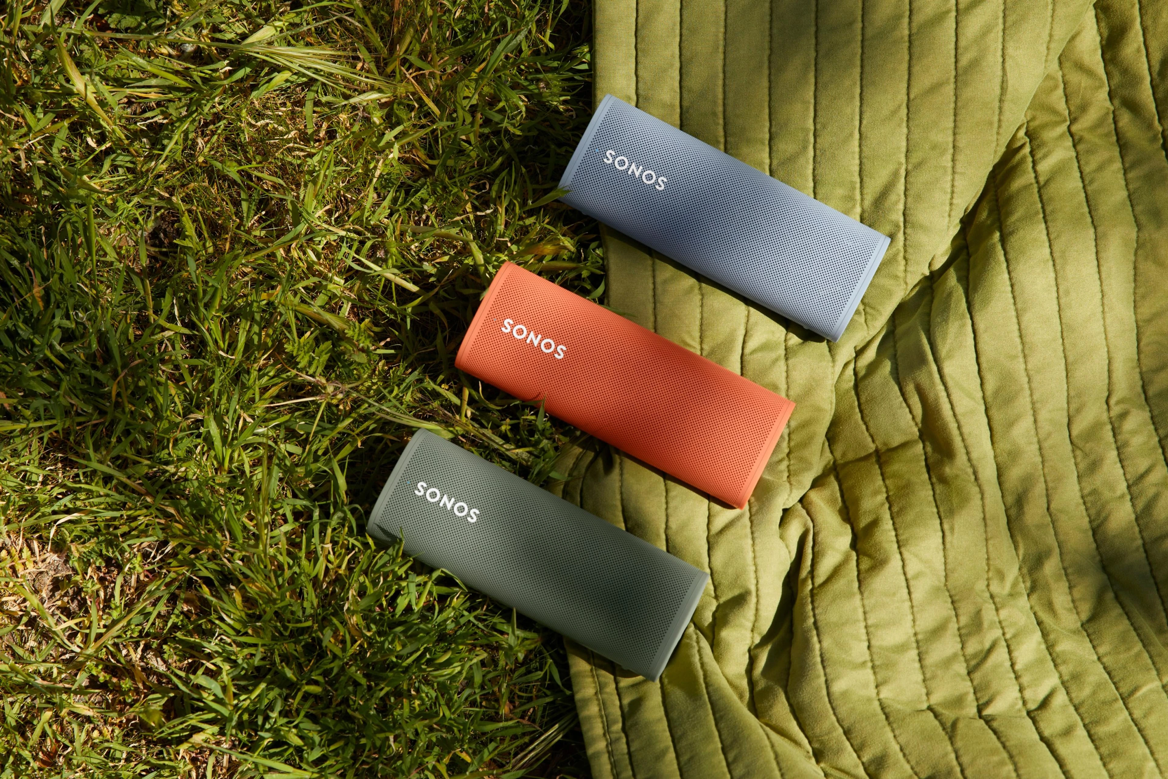 Nešiojama kolonėlė Sonos Roam, Multiroom, Bluetooth, WiFi, Atspari vandeniui, Juodos spalvos aprašymas - Prekės nuotrauka