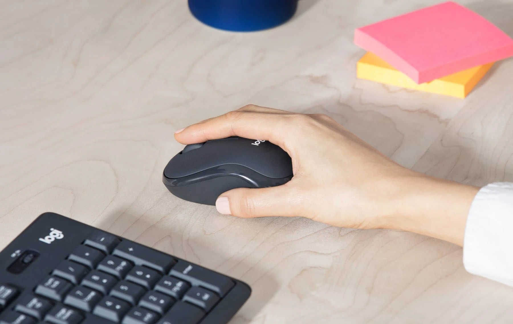 Tyli belaidė Klaviatūra su pele Logitech MK295, DE išdėstymas aprašymas - Prekės nuotrauka