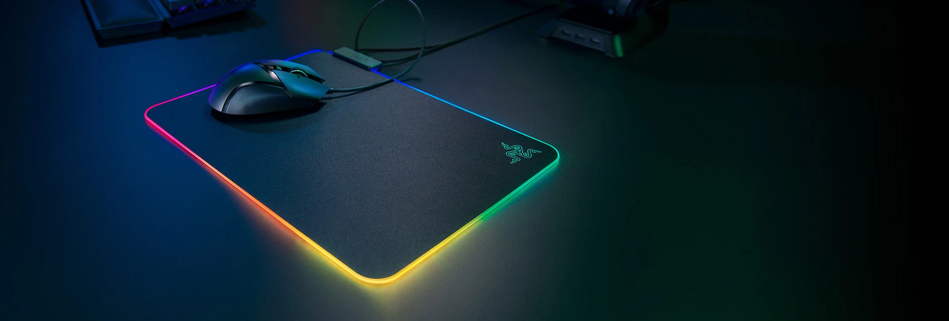 Pelės kilimėlis žaidimams Razer Firefly V2, Chroma, Juodas aprašymas - Prekės nuotrauka