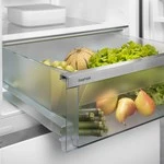 Šaldytuvas LIEBHERR CNsfd 5703 Pure NoFrost Šaldytuvo ir šaldiklio derinys su „EasyFresh“ ir „NoFrost“ aprašymas - Prekės nuotrauka
