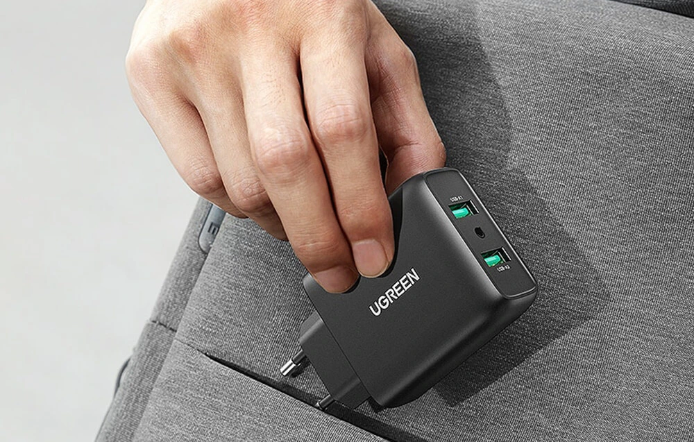Greitas įkroviklis UGREEN, 2xUSB-A, 18W, PD 3.0 EU (juodas) aprašymas - Prekės nuotrauka Greitas įkroviklis UGREEN, 2xUSB-A, 18W, PD 3.0 EU (juodas) aprašymas - Prekės nuotrauka