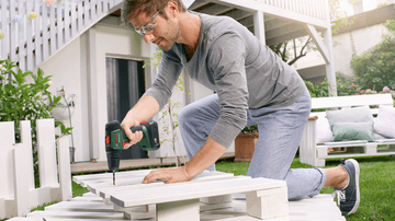 Bosch Universal Drill 18V (1x1,5 akumuliatorius) Akumuliatorinis dviejų greičių gręžtuvas - suktuvas aprašymas - Prekės nuotrauka