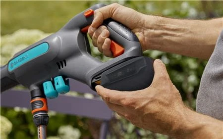 Gardena Vidutinio slėgio akumuliatorinė plovykla „AquaClean 24 / 18V P4A“, paruošta naudoti, 14800-20 aprašymas - Prekės nuotrauka