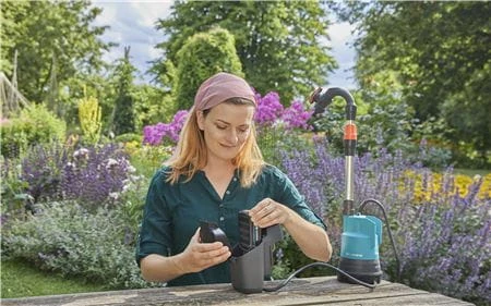 Gardena Akumuliatorinis lietaus vandens siurblys 2000/2 18V P4A aprašymas - Prekės nuotrauka