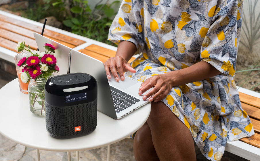 JBL XL radijo imtuvas, Juodas aprašymas - Prekės nuotrauka