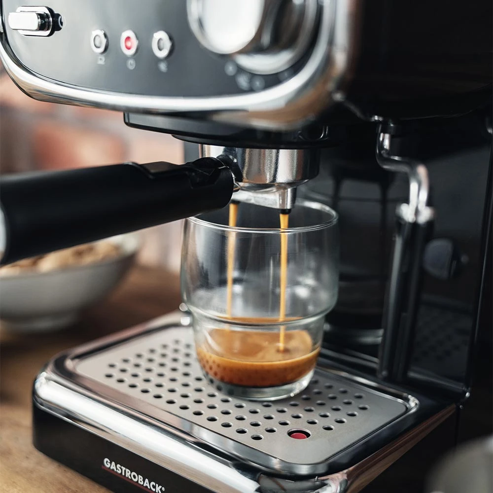 Espreso kavos aparatas Gastroback Design Espresso Basic 42615 aprašymas - Prekės nuotrauka